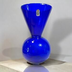 RARE- Vtg Pilgrim Glass 10" Hand Blown Cobalt Glass Vase-Mid Century Modern-